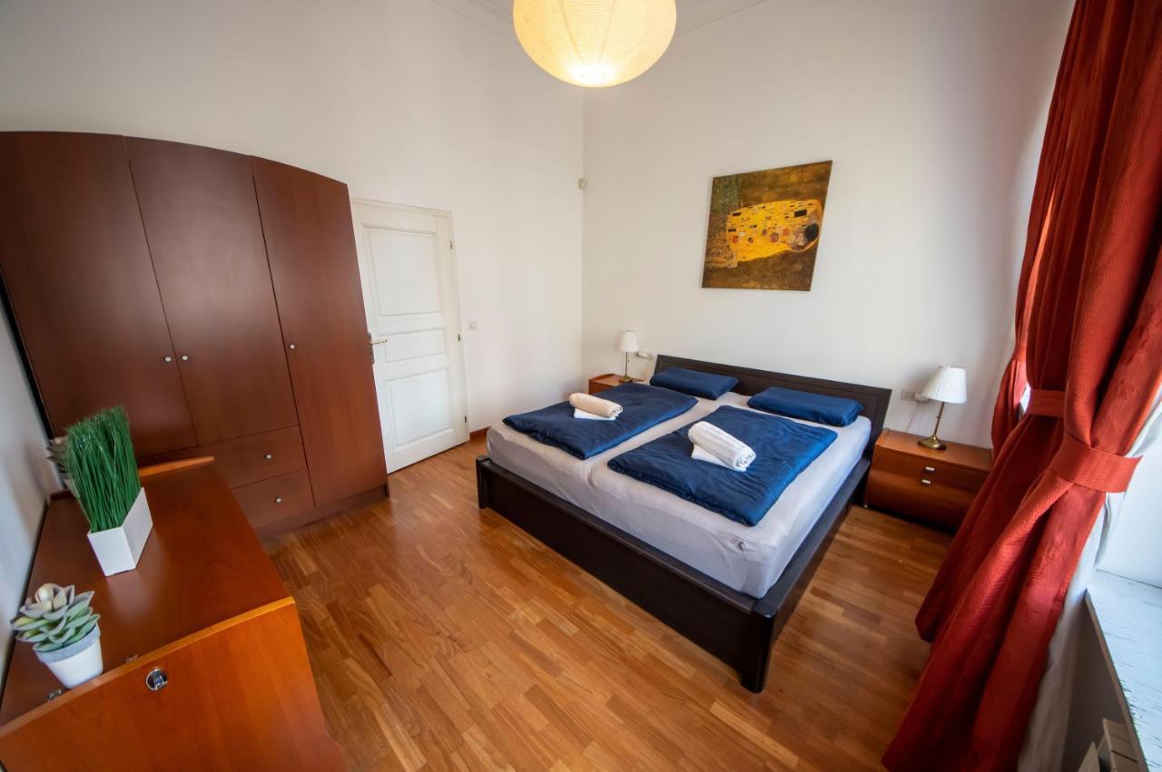 Autentic Apartments Platnerska Prag Exterior foto